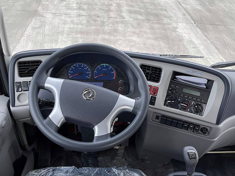 东风教练大王天锦vr国六9米教练车b2驾校考试车