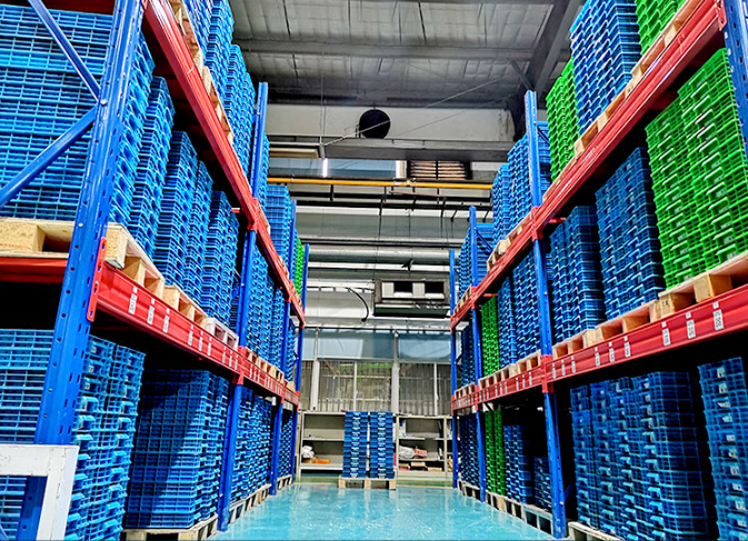 重型货架加厚托盘仓储货架重型立体仓库储藏图片