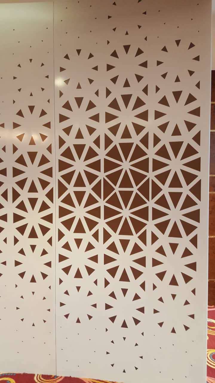 四川保温穿孔铝单板造型图片穿孔铝单板保温造型图片