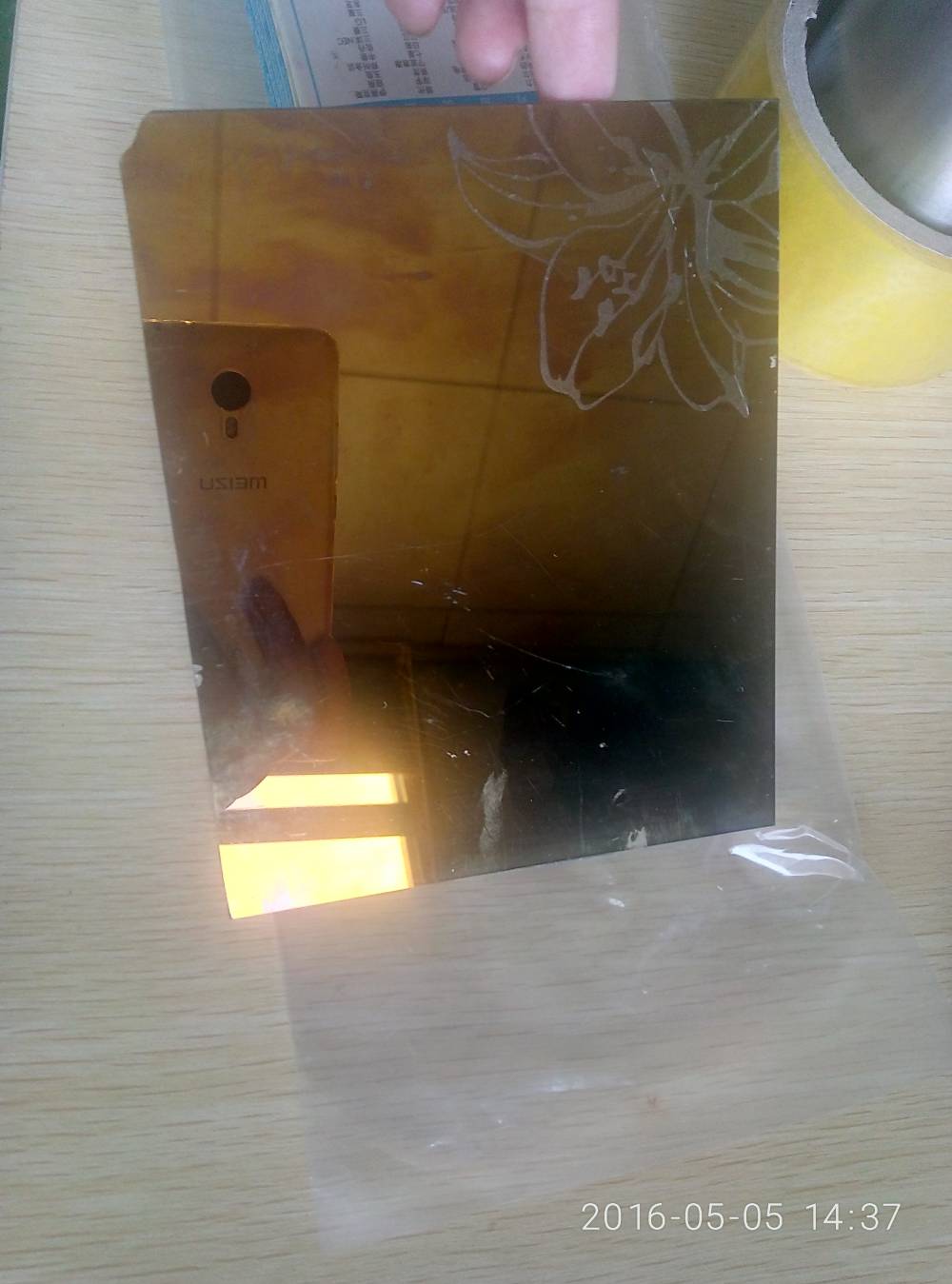 5mm茶色钢化玻璃