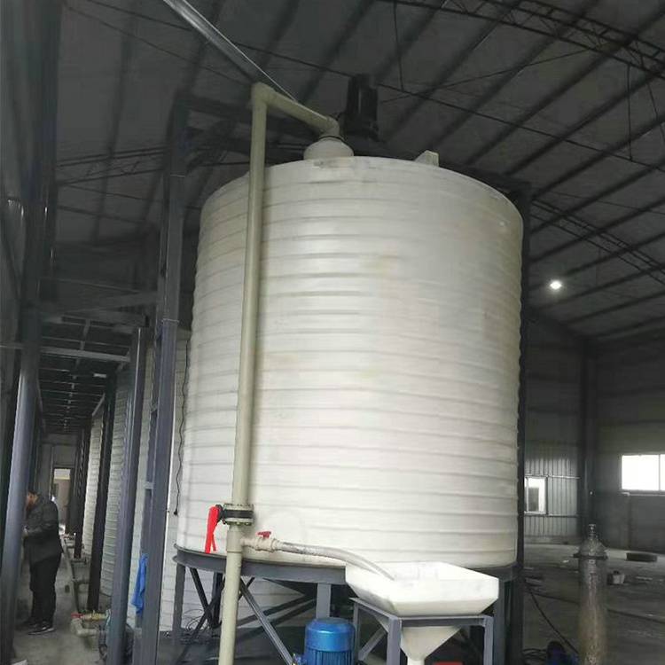 15吨PE塑料储罐管道安装 PPR热熔管安装方法