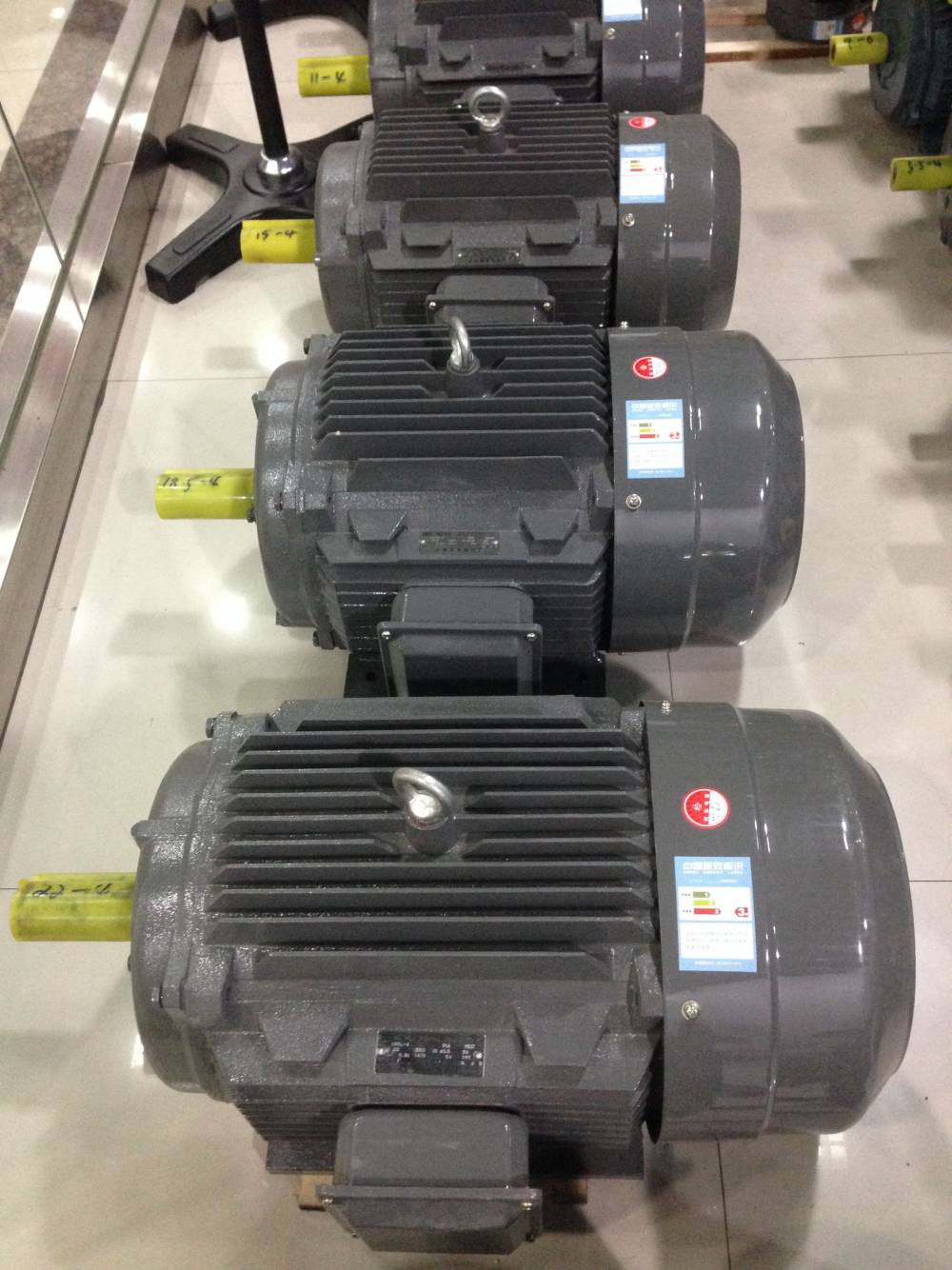 上海德東電機 ye3-90s-2 1.5kw 三相異步電機