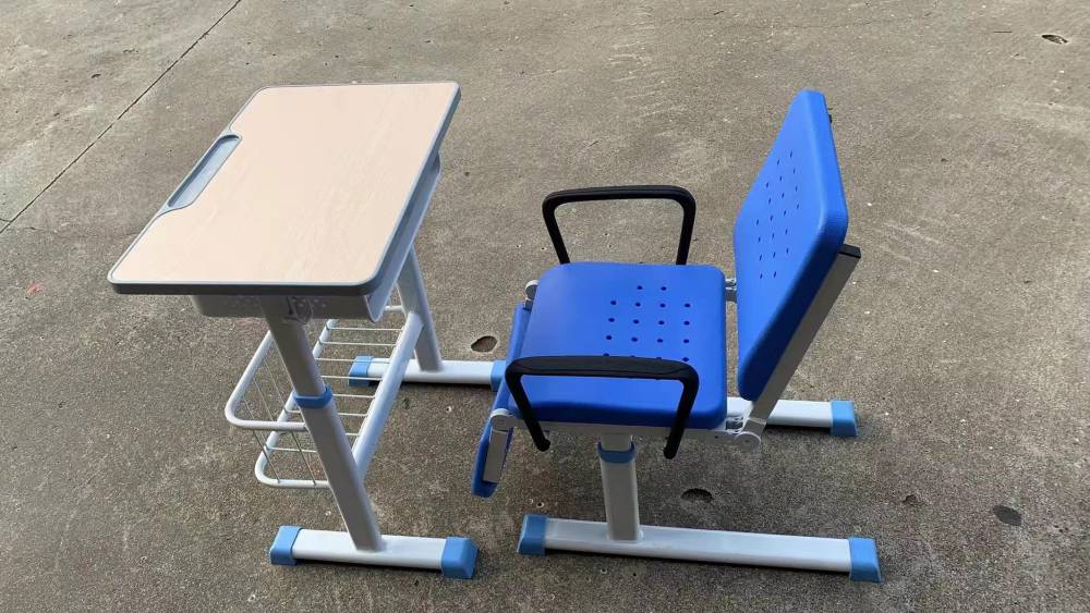 深圳中小学生午休塑钢课桌椅