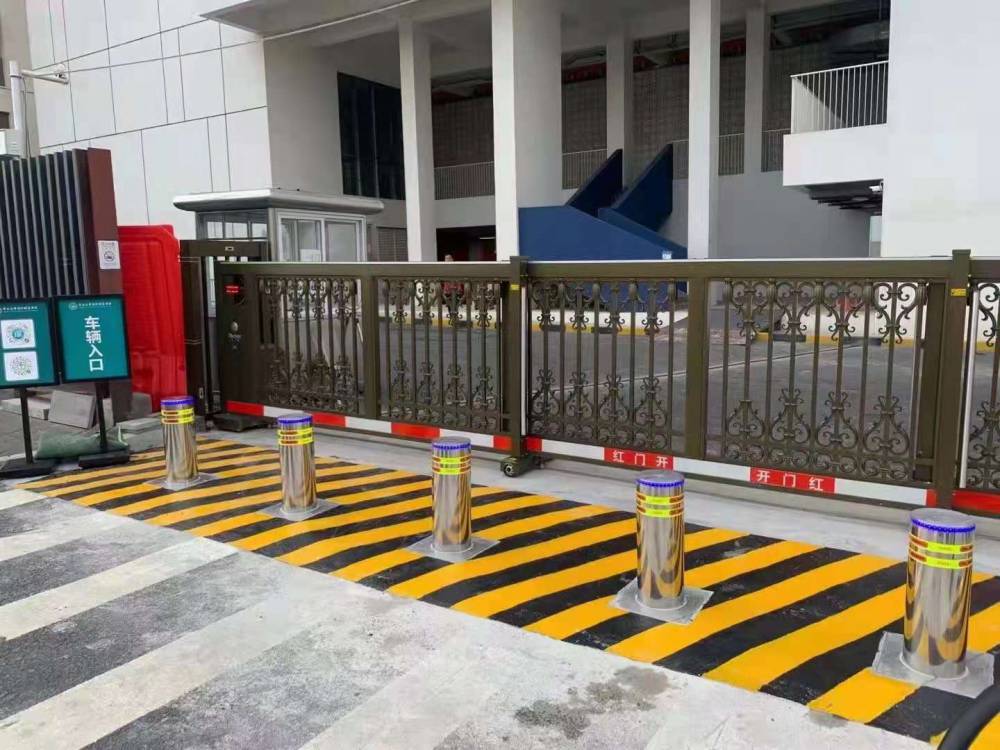 舟山自动伸缩地桩学校隔离警示柱移动可拆卸防撞柱不锈钢车档