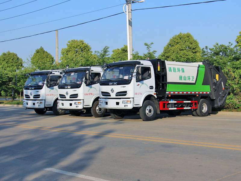 压缩垃圾车