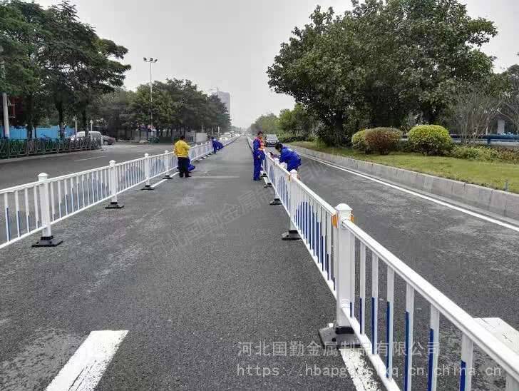 瀋陽綠化帶隔離帶廠家聯繫方式a 市政護欄中央隔離護欄a道路護