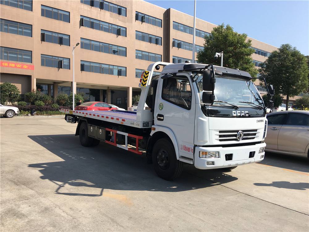 东风一拖二清障车道路清障车价格东风多利卡清障车现车供应