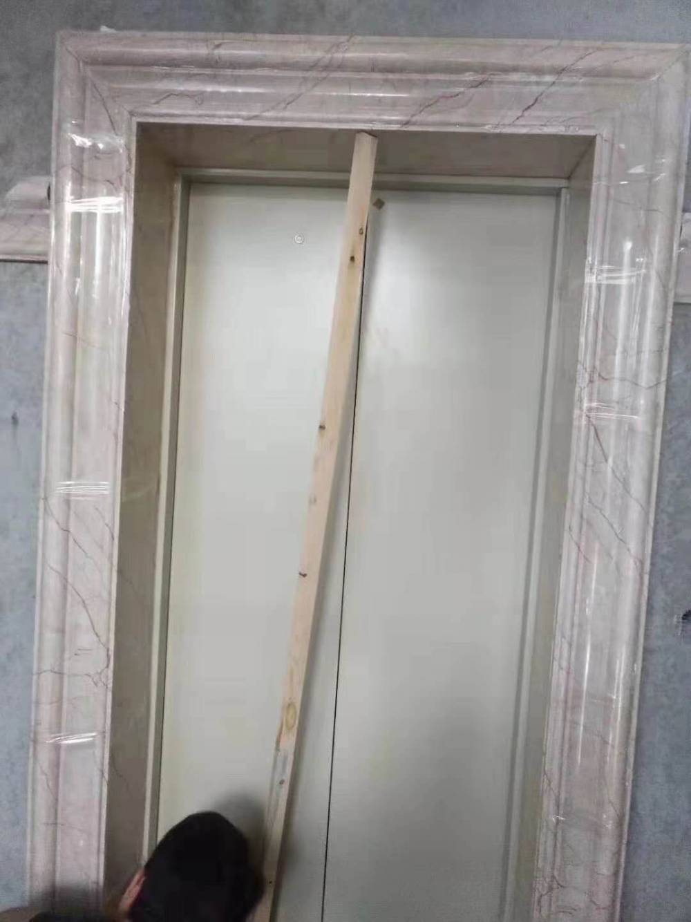 山西吕梁仿大理石电梯门套线