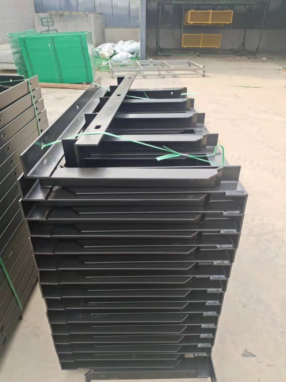 电缆支架厂家镀锌电缆支架镀锌角钢电缆支架