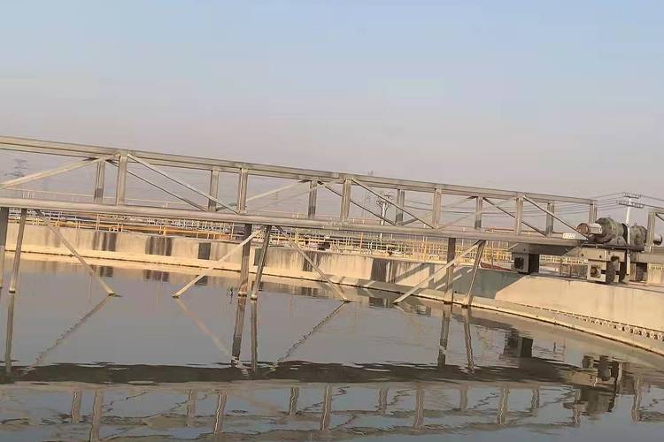 平流式沉淀池刮泥机碧利源加工中心传动单管刮泥机