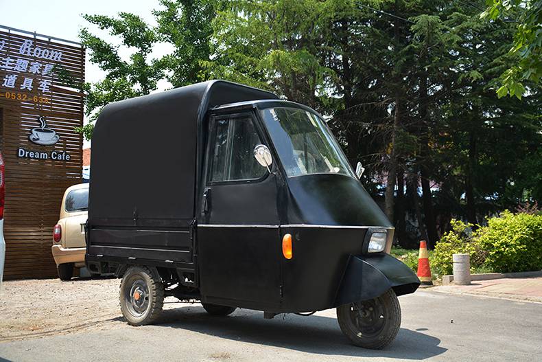 复古餐车 food truck 比亚乔 电动三轮餐车小吃美食车外贸出口 厂家