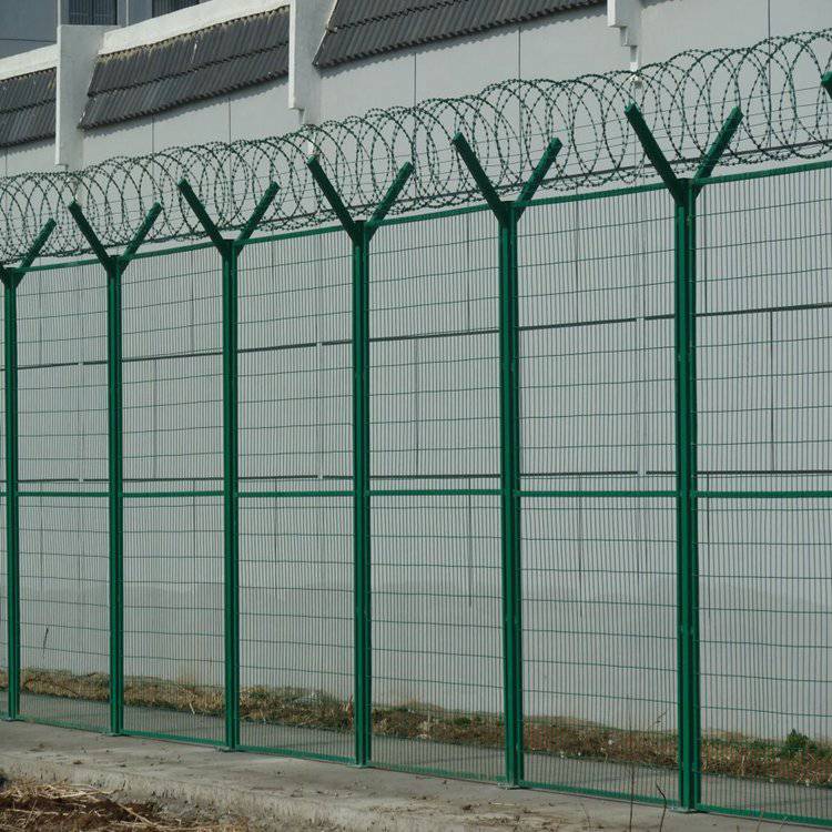 巡逻道防攀爬隔离网罪犯生活区隔离网警戒金属围墙隔离网