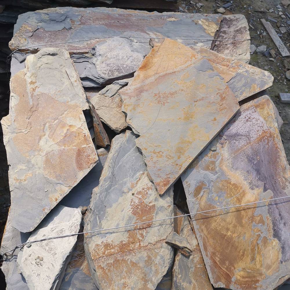 民间老石板天然青石板石磨片碎拼石乱型石公园广场乡道铺路石