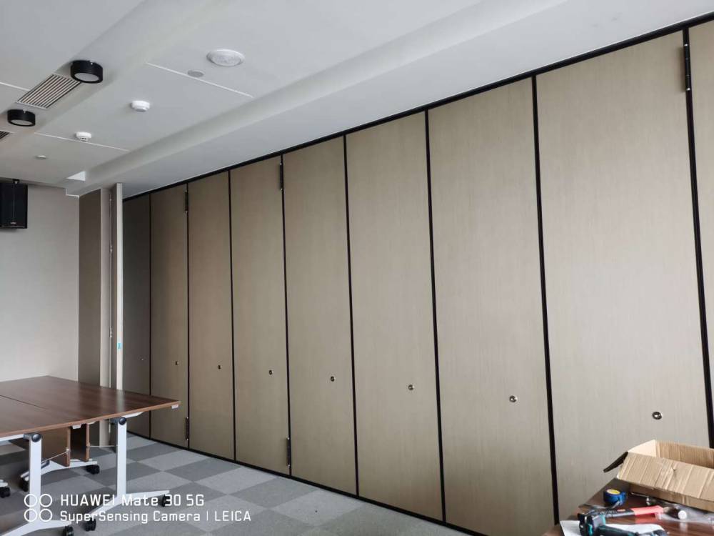 会议室活动隔断那家质量好,价格实惠/广州锐旗隔断供应65#三聚氰胺板活动屏风/适用于办公室/会议室