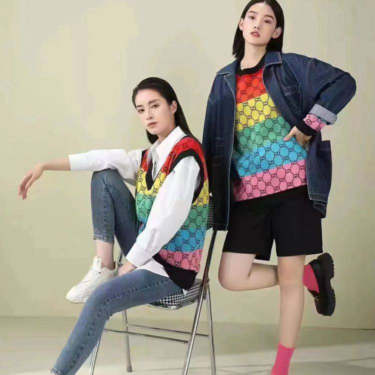 名妹芮妮红咖色品牌女装折扣尾货货源谜后芭芭利亚视频看货