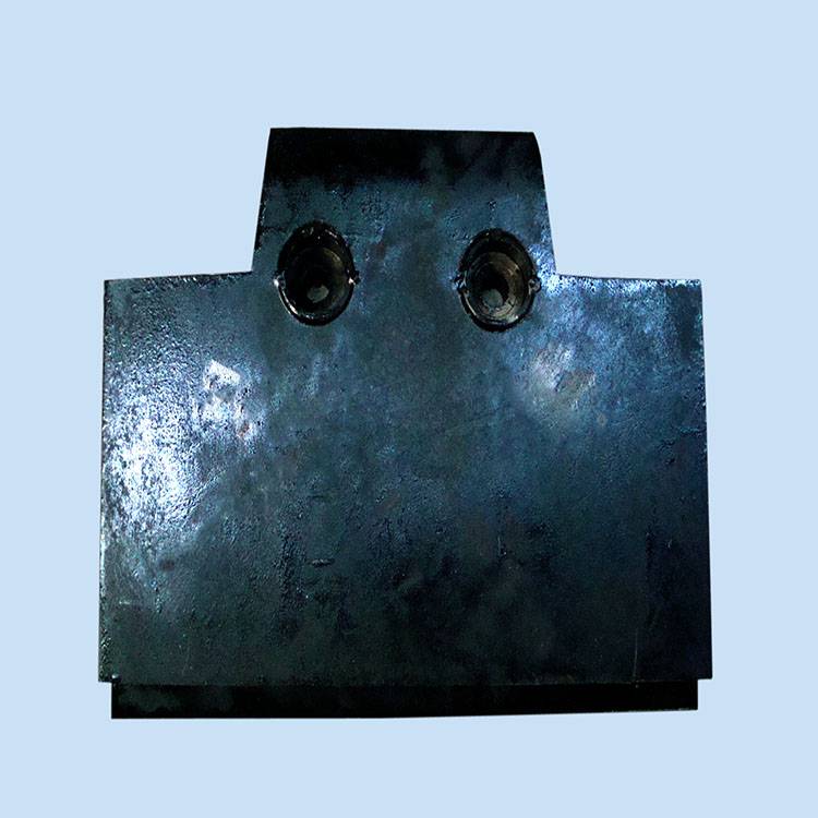 山东实力厂家刮板机用舌板刮板机机头过渡槽中部槽图片