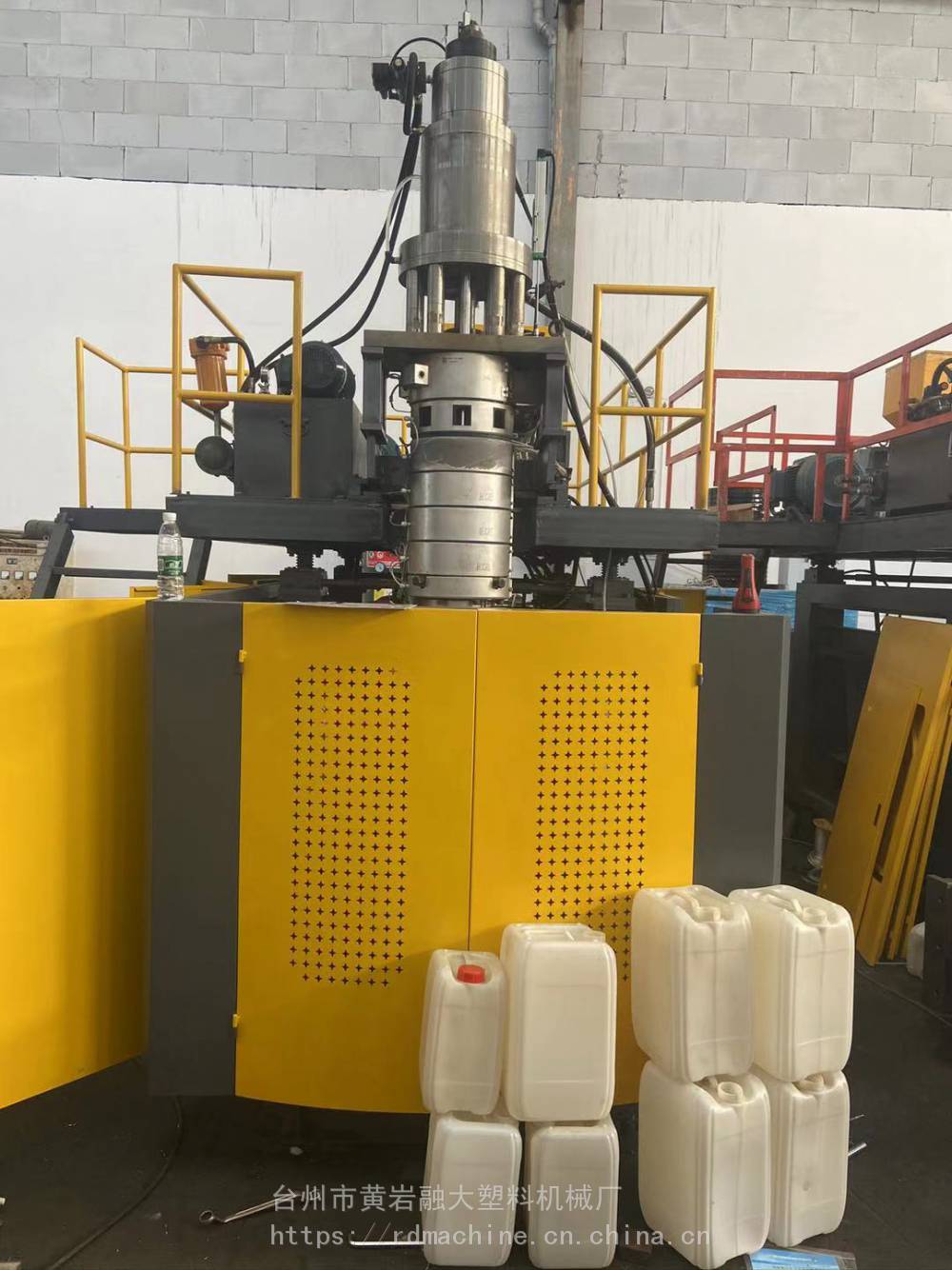 供应20l尿素桶液压吹塑机尿素桶半自动中空吹塑机80液压吹塑机