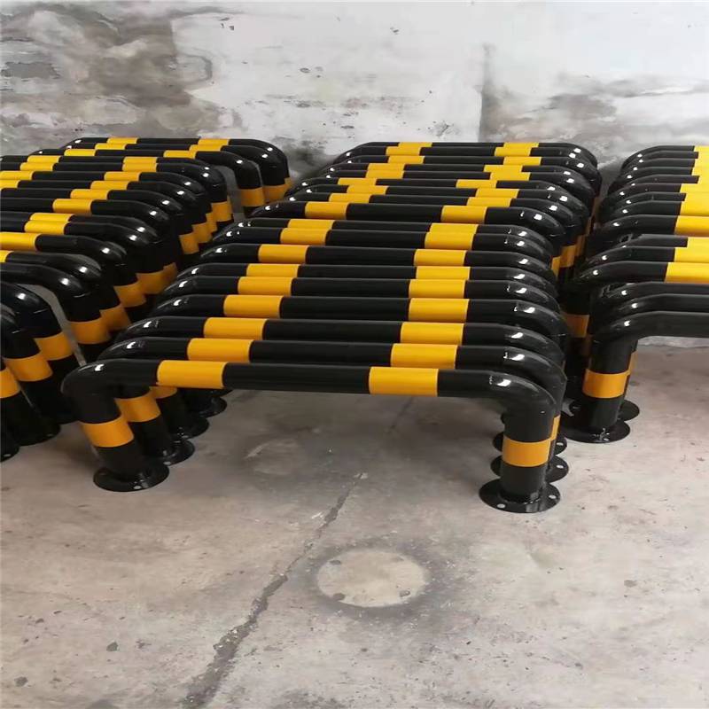 重庆橡塑车位挡车器车库橡胶车轮定位器止退器汽车限位器阻车器倒车