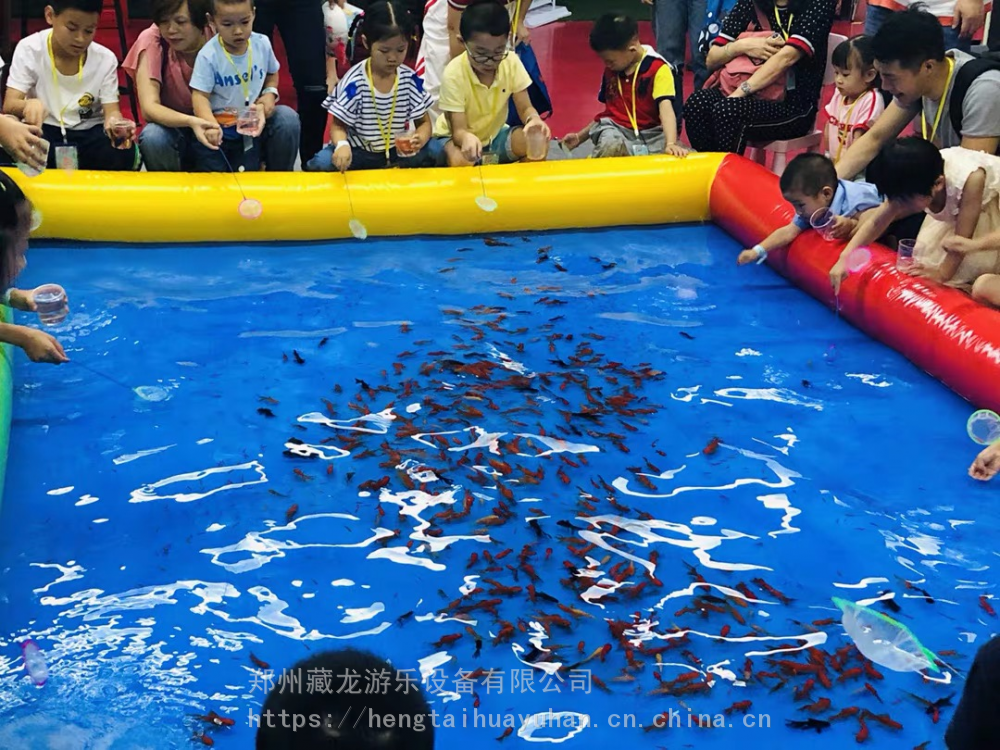 小号组合充气沙滩池定做批量生产充气沙池小号摸鱼池彩色拼接充气沙滩