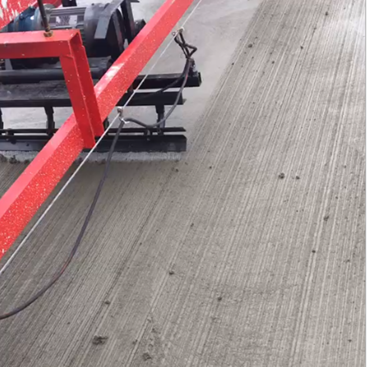 首页>最新商机>正文高铁箱梁拉毛机 混凝土路面拉毛机 天津8米悬挂式