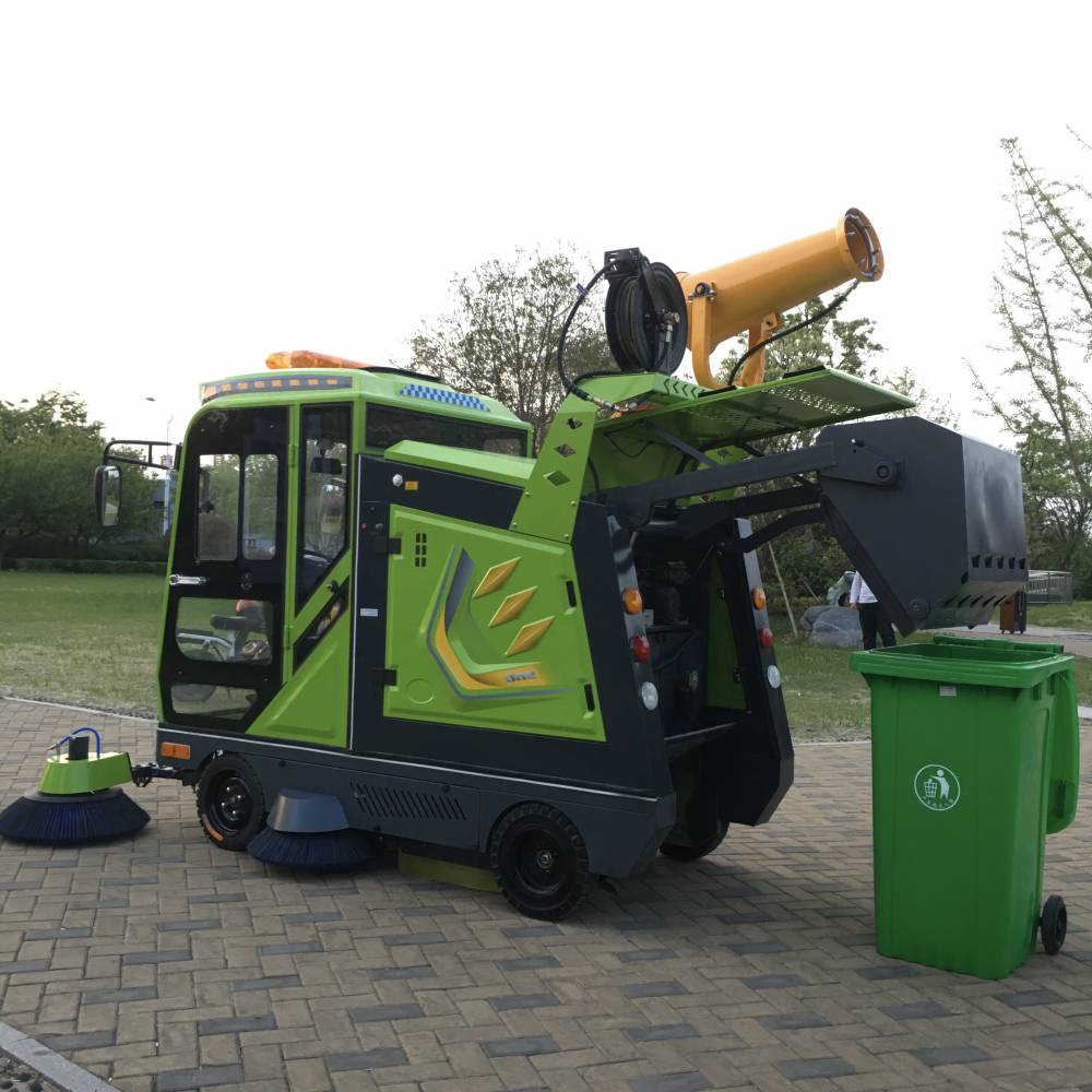 工业物业电动扫地车吸尘洒水电动扫地机产品