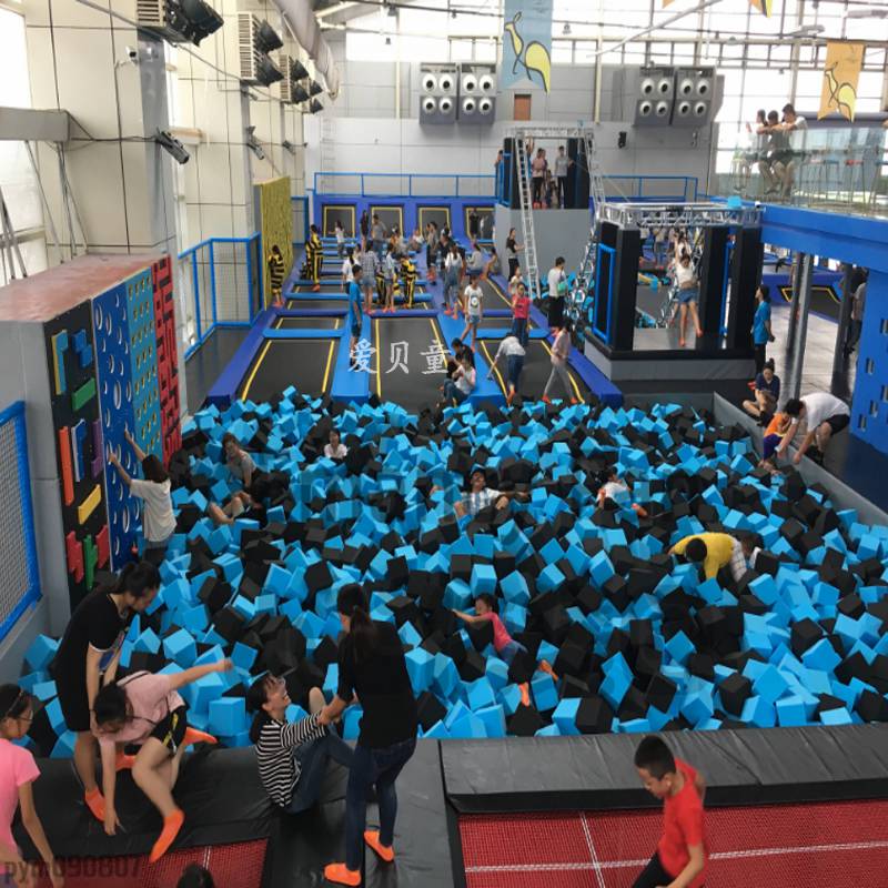 商场组合蹦床福州爱贝攀岩蹦床蹦床价格