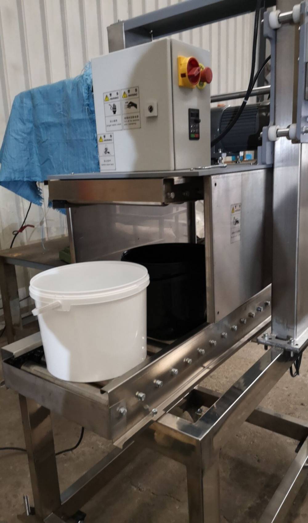 压盖机 塑料桶用封盖设备 dmz-zyg-1