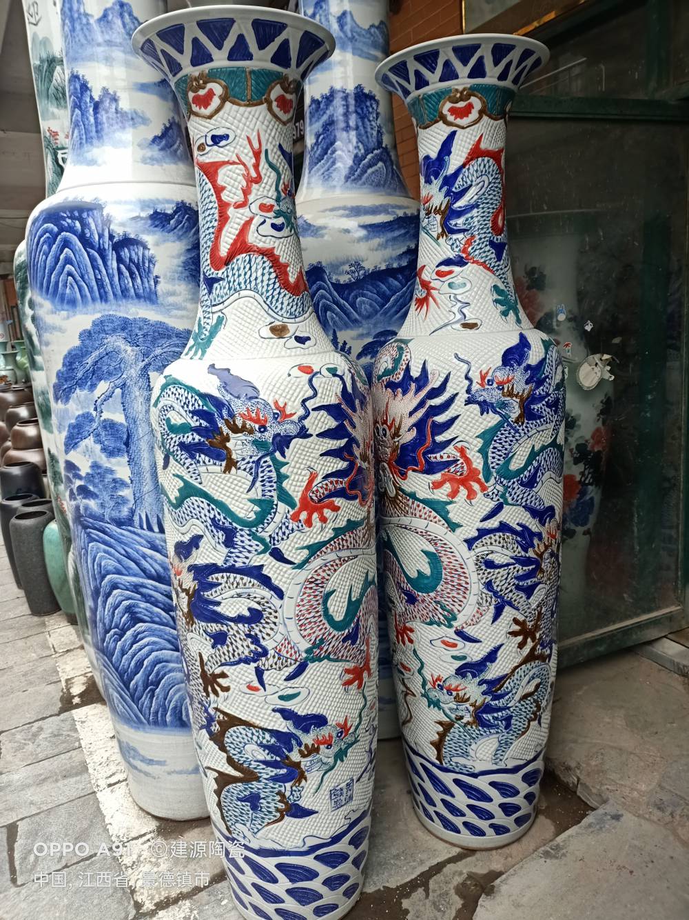 粉彩装饰陶瓷大花瓶手绘孔雀开屏花开富贵大花瓶仙鹤花鸟图- 供应商网