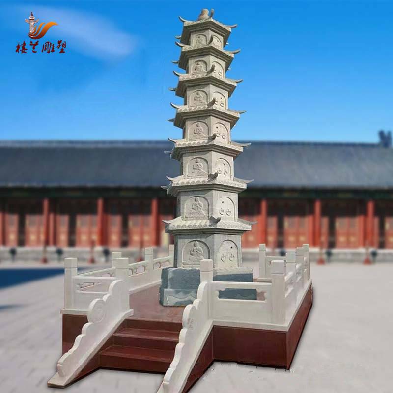 石雕佛塔