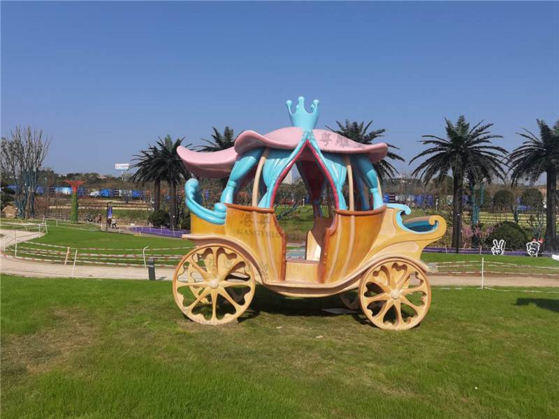 景观南瓜车造型雕塑楼盘小品南瓜车雕塑