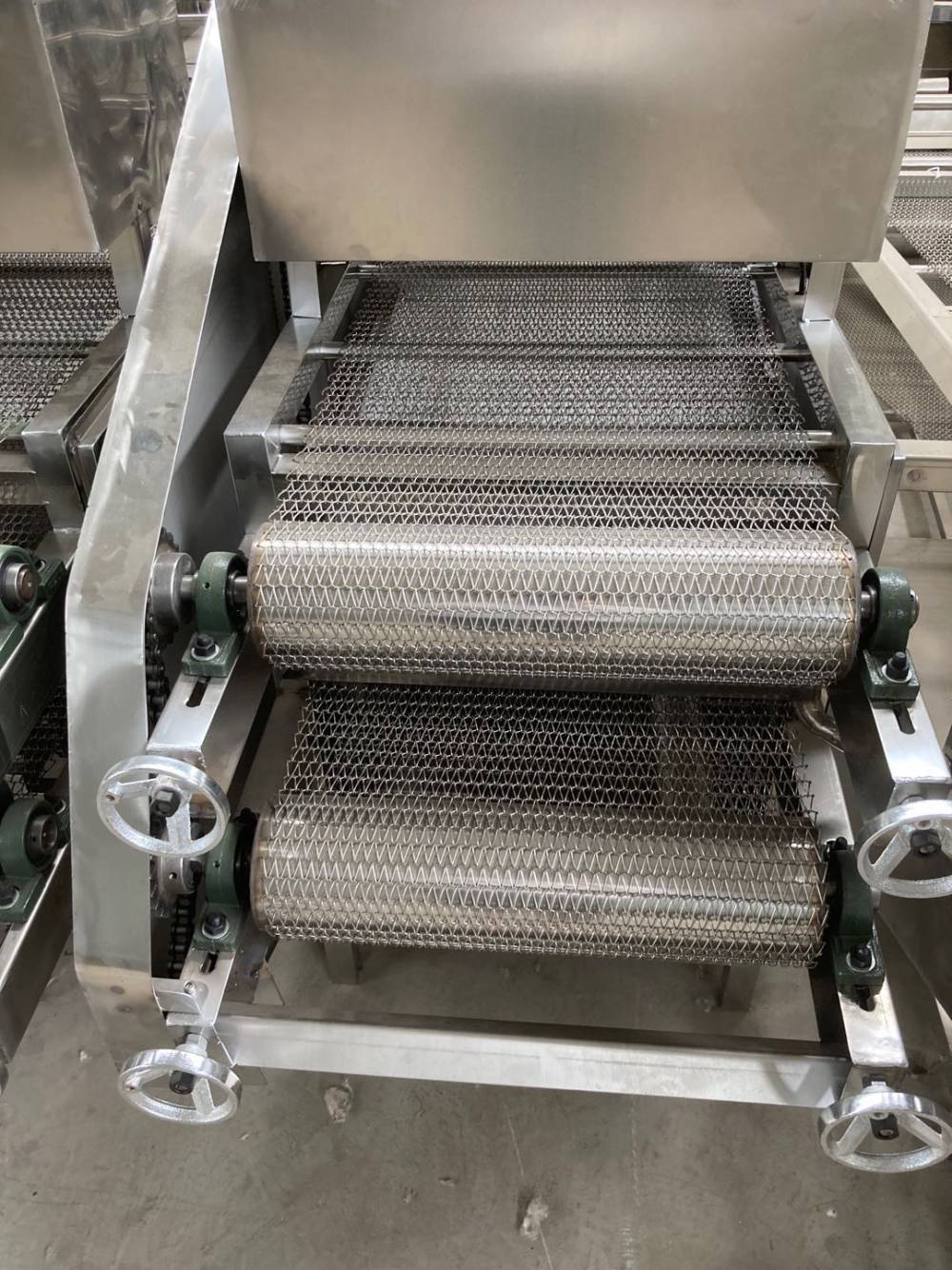 豆腐皮加工设备干豆腐自动泼皮机生产豆干机器泼皮压架扒皮一体机