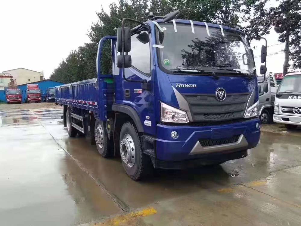 北京福田瑞沃es3前四后四68米小三轴中卡bj5244ccynpfb01