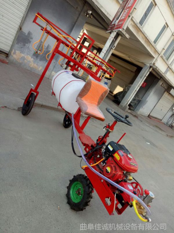 自走式打药机4487
