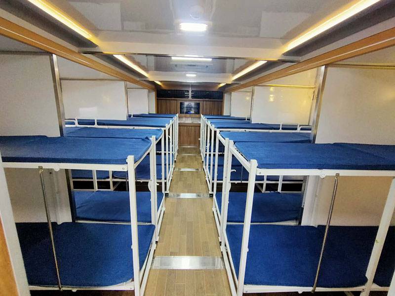 宿营车6人宿营车厂家