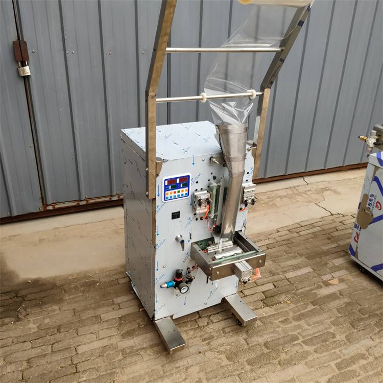 花生油饮料冰袋医用药水酒精红糖水纯液体包装机定量灌装机封口打包机