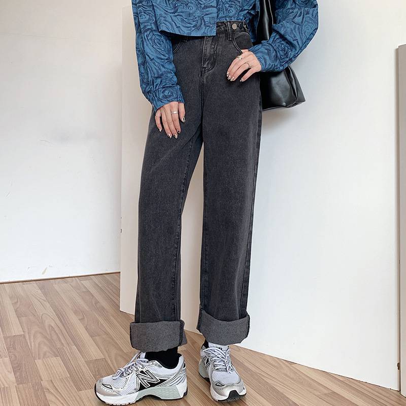 怎么找批发衣服的厂家新款长裤个性五角星小脚裤时尚尾单牛仔裤地摊服装批发哪里好