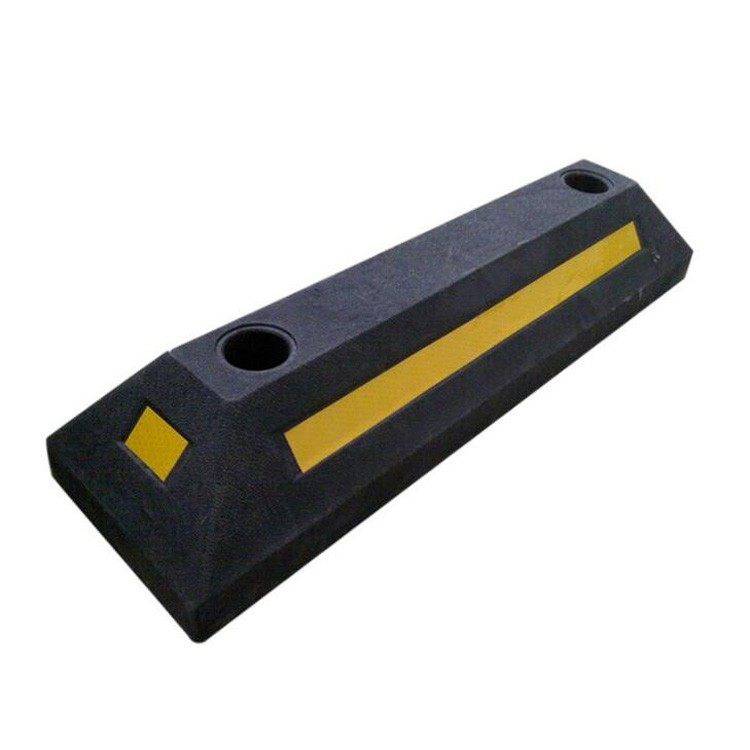 地下车库挡车桩黄黑限位墩橡胶车轮定位器车轮倒车止退停车位地挡