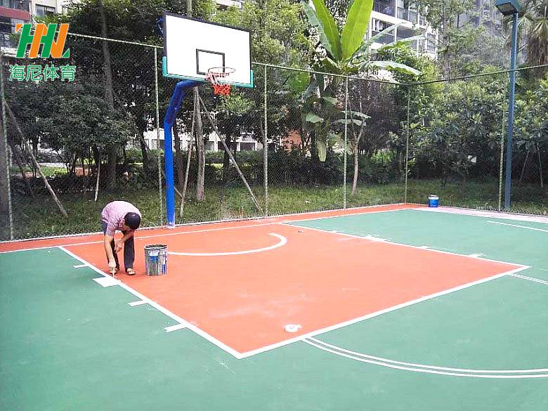 篮球场地面材料厂家硅pu篮球场验收标准江西海泥体育硅pu材