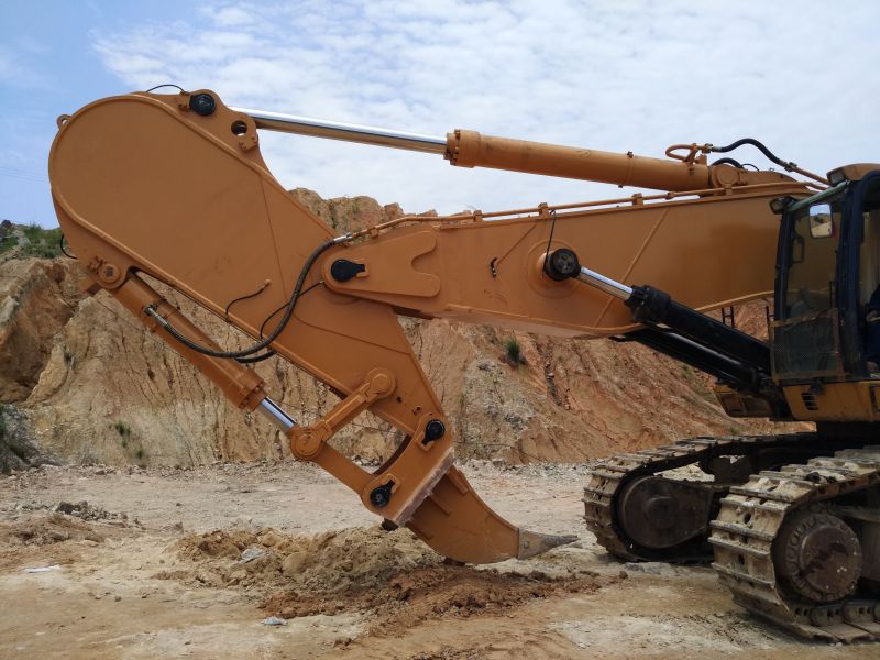 海京页岩开挖利器挖掘机怎么挖风化石挖掘机鹰嘴臂图片