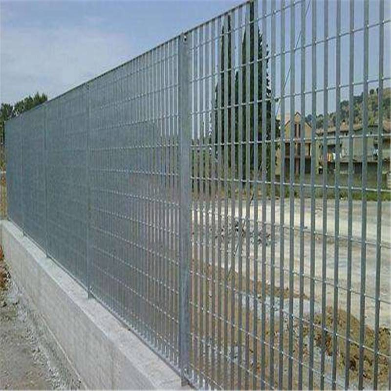 钢格板镀锌钢格板围栏钢格栅板厂家做护栏用围栏板钢格栅板栅栏