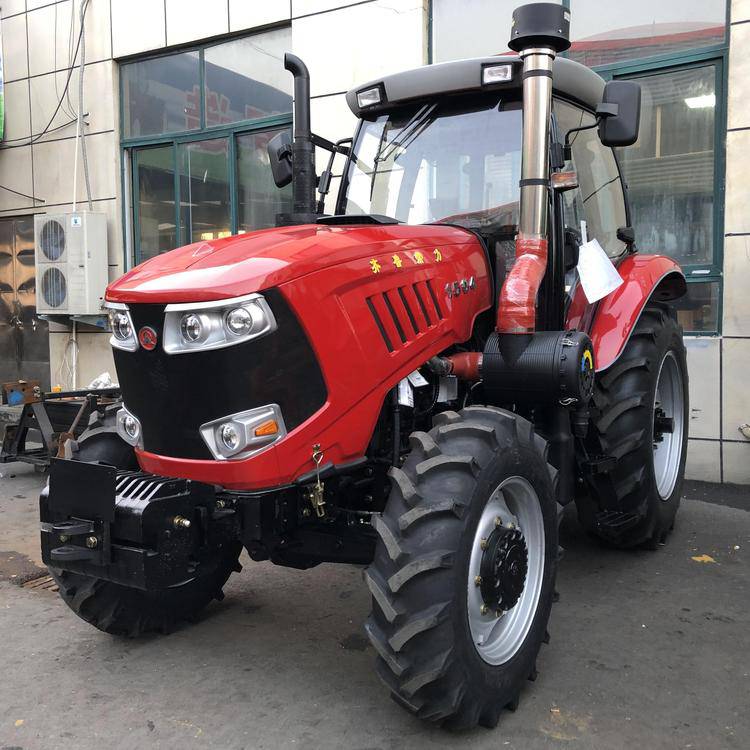 瑞德2104四轮潍柴柴油拖拉机带有散热系统的拖拉机东方红大桥lx1504
