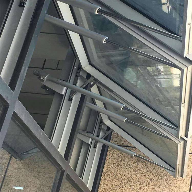 电动遥控天窗天井斜屋顶窗通用控制型款式新颖图片