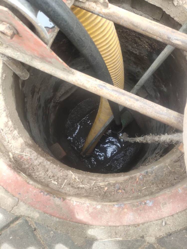 北京通州区清理下水道大型高压清洗车诚信优惠