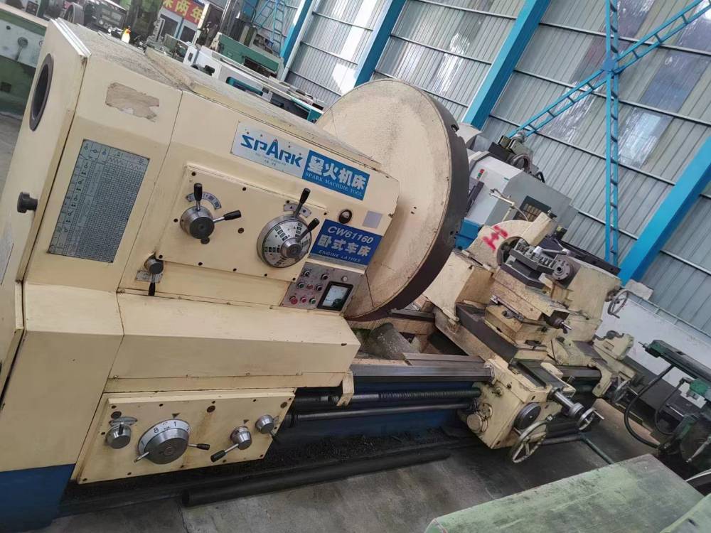 出售星火cw61160x3米二手卧式车床图片