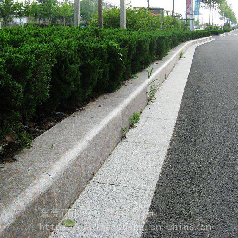 機切面路沿石芝麻白路邊石芝麻灰路緣石芝麻黑路牙石黃鏽石道牙石天然