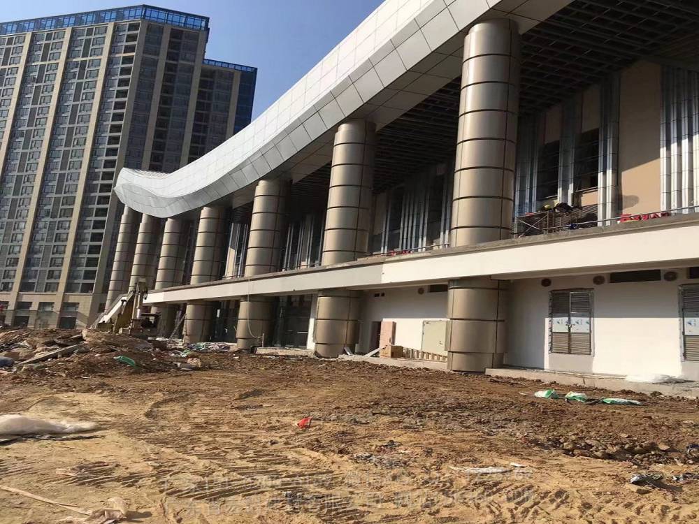 厂家定做弧形包柱墙板弧形柱子装饰干挂无缝贴面金属板定做