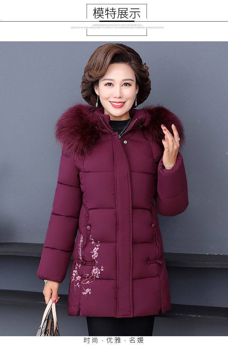 杭州库存羽绒外套广西短袖T恤批发妈妈装圆领衣打底衫