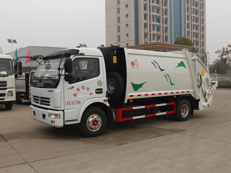 压缩垃圾车