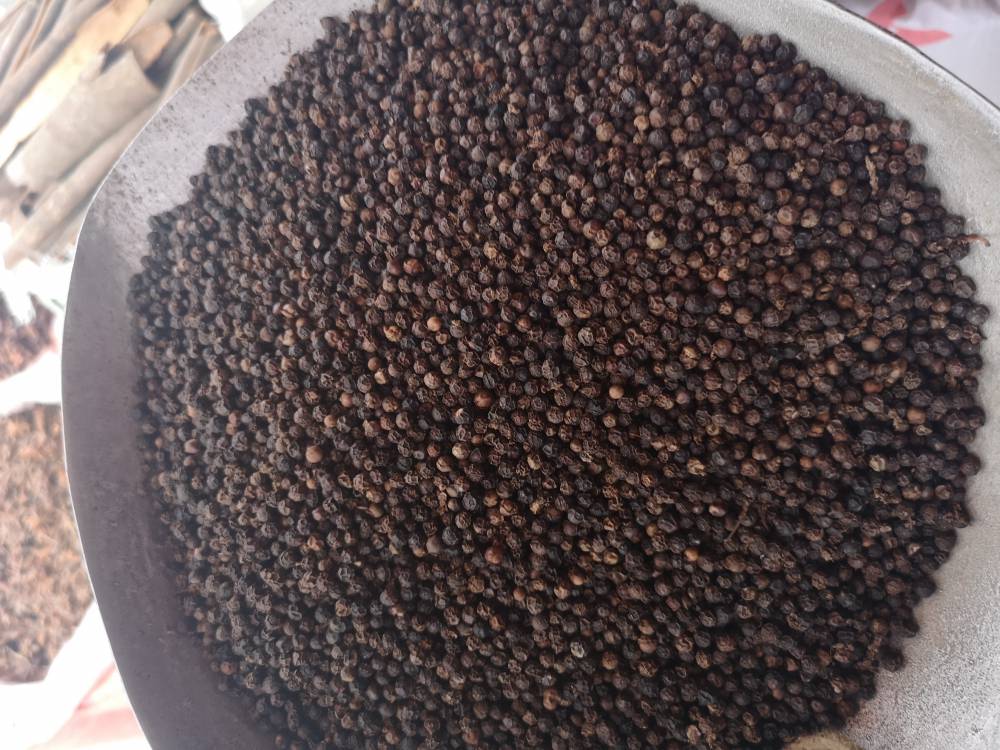黑胡椒价格黑胡椒功效和食用方法 价格 厂家 中国供应商