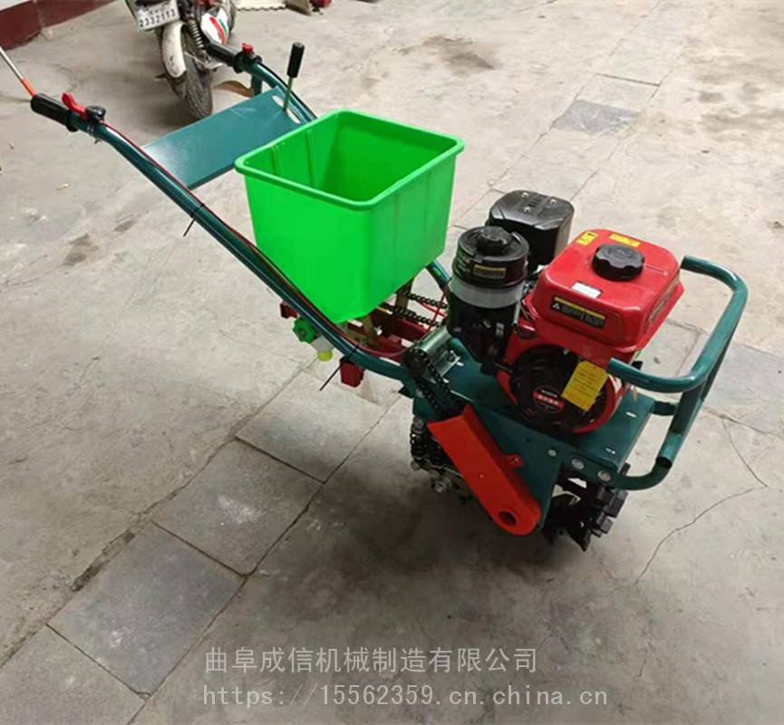 汽油耕耘播种施肥机农用坡地汽油追肥机视频曲阜成信机械图片
